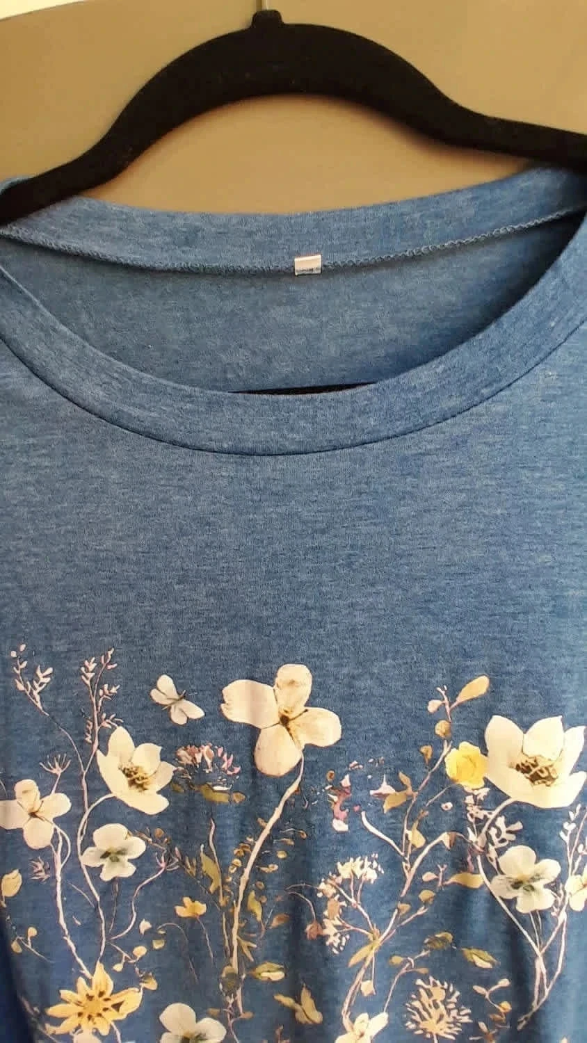Camiseta azul com estampa de flores, tamanho 2XL, mangas longas – photo 4